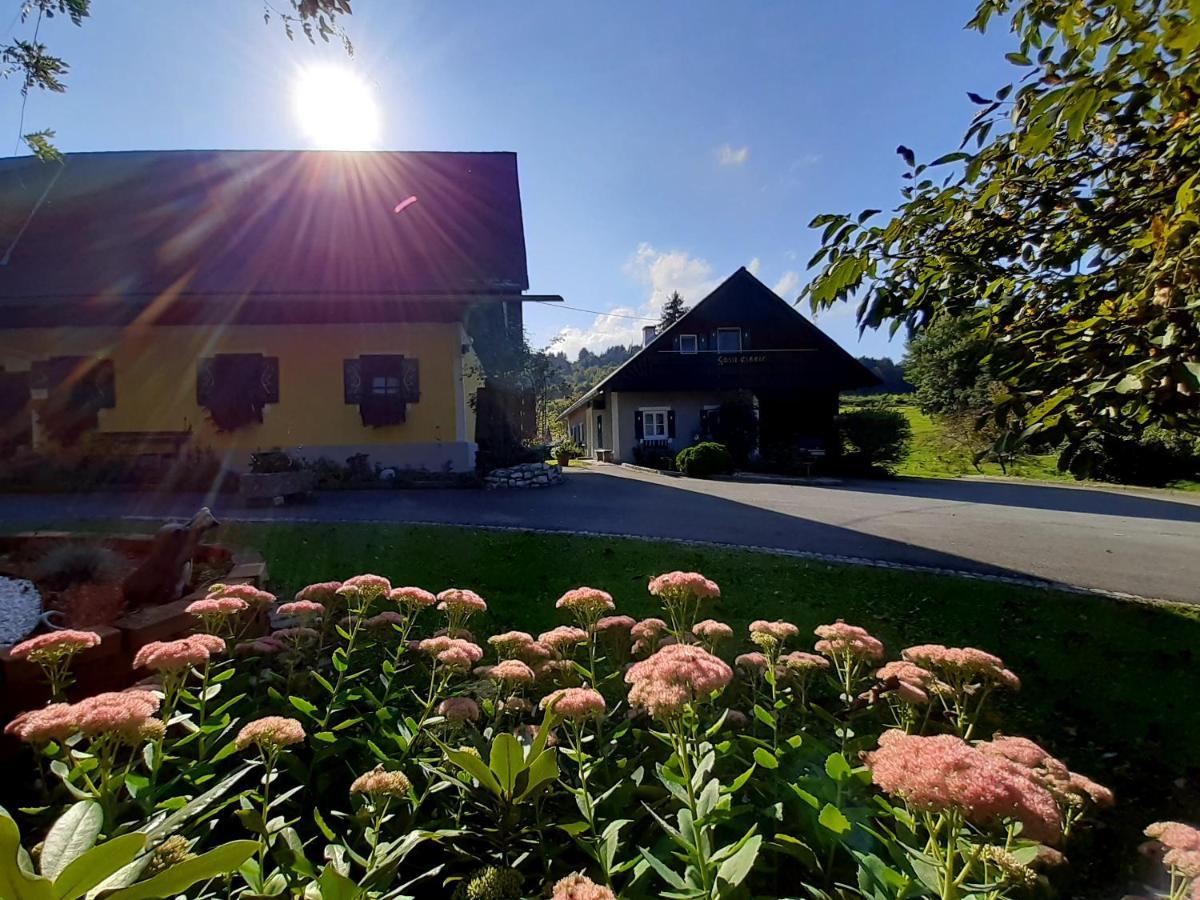 Schilcherweinbau Vollmaier Vlg. Wieser Sankt Stefan ob Stainz Exterior photo